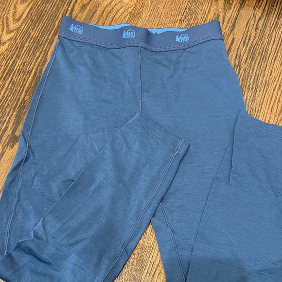 REI Merino Wool Base Layer Leggings - Picture 4 of 4